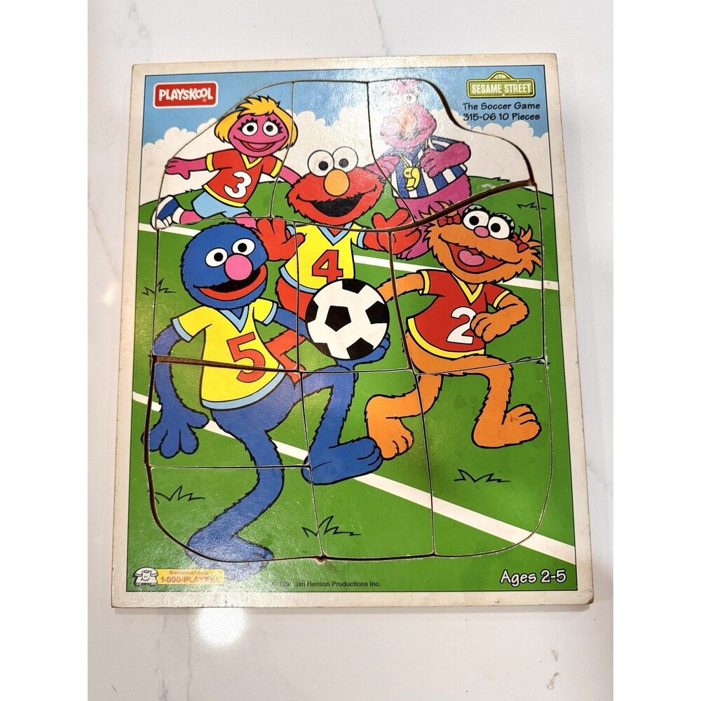 VTG 1994 Sesame Street Wooden Puzzle The Soccer Game 10 pieces Ages 2-5 315-06